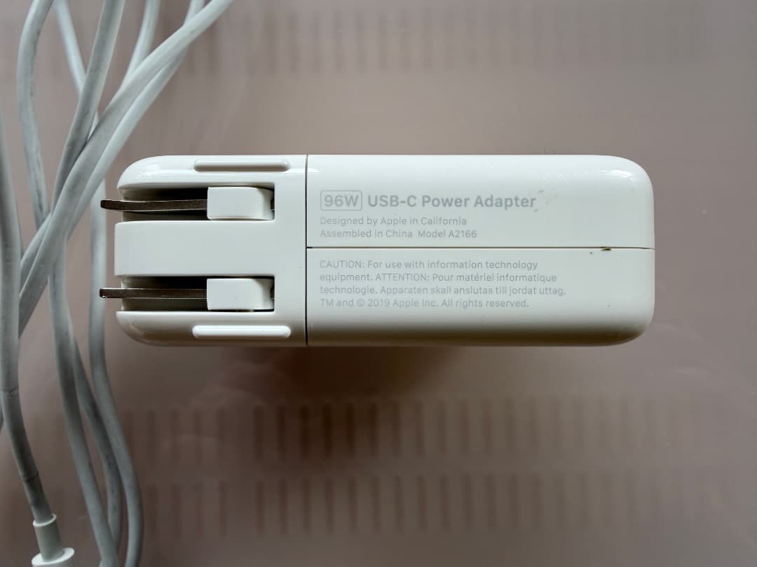 16インチMacBook Pro 2019 Intel i9 32GB 1TB