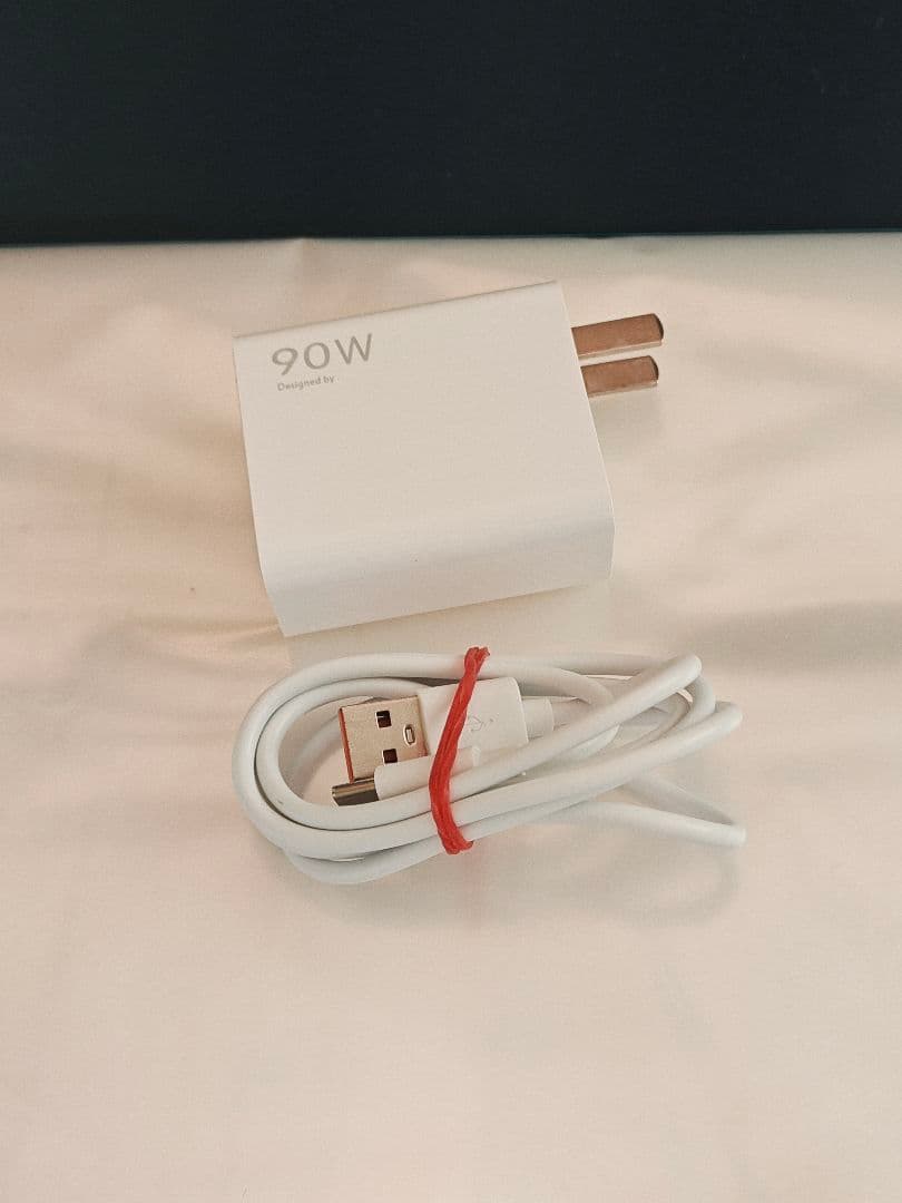 Xiaomi 14 12/256GB 限定色ピンク グローバルROM