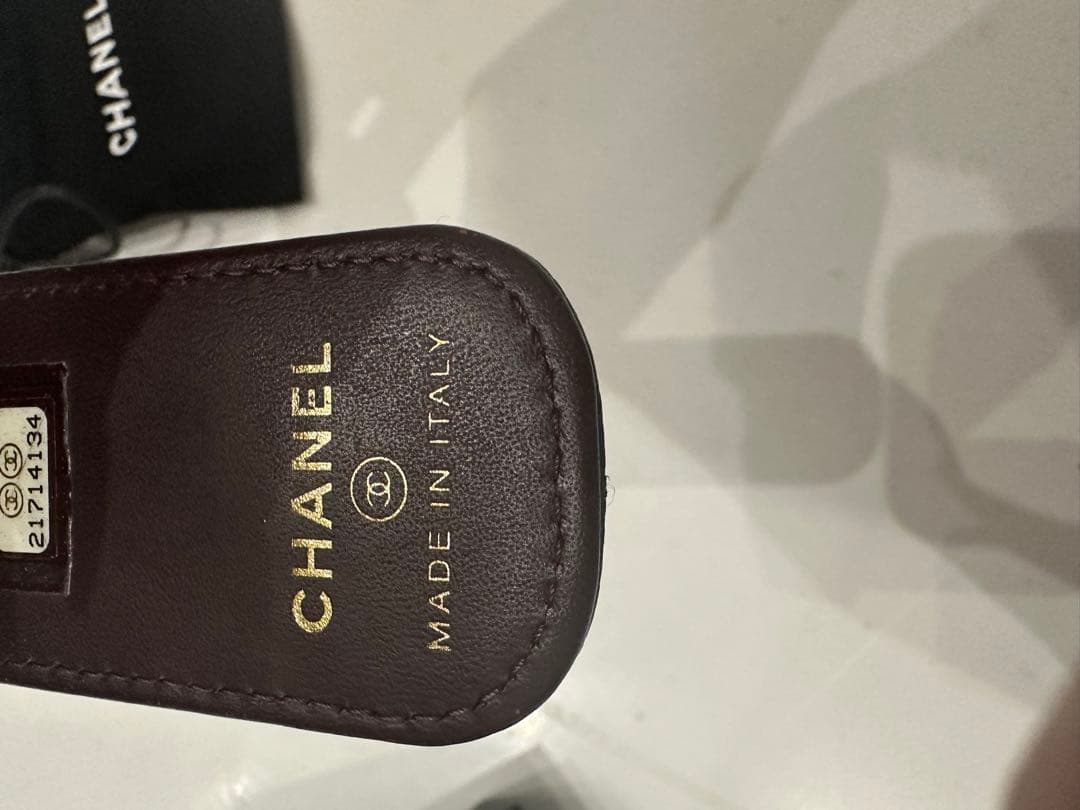 値下げ交渉承ります。CHANEL ブラックレザー マネークリップ