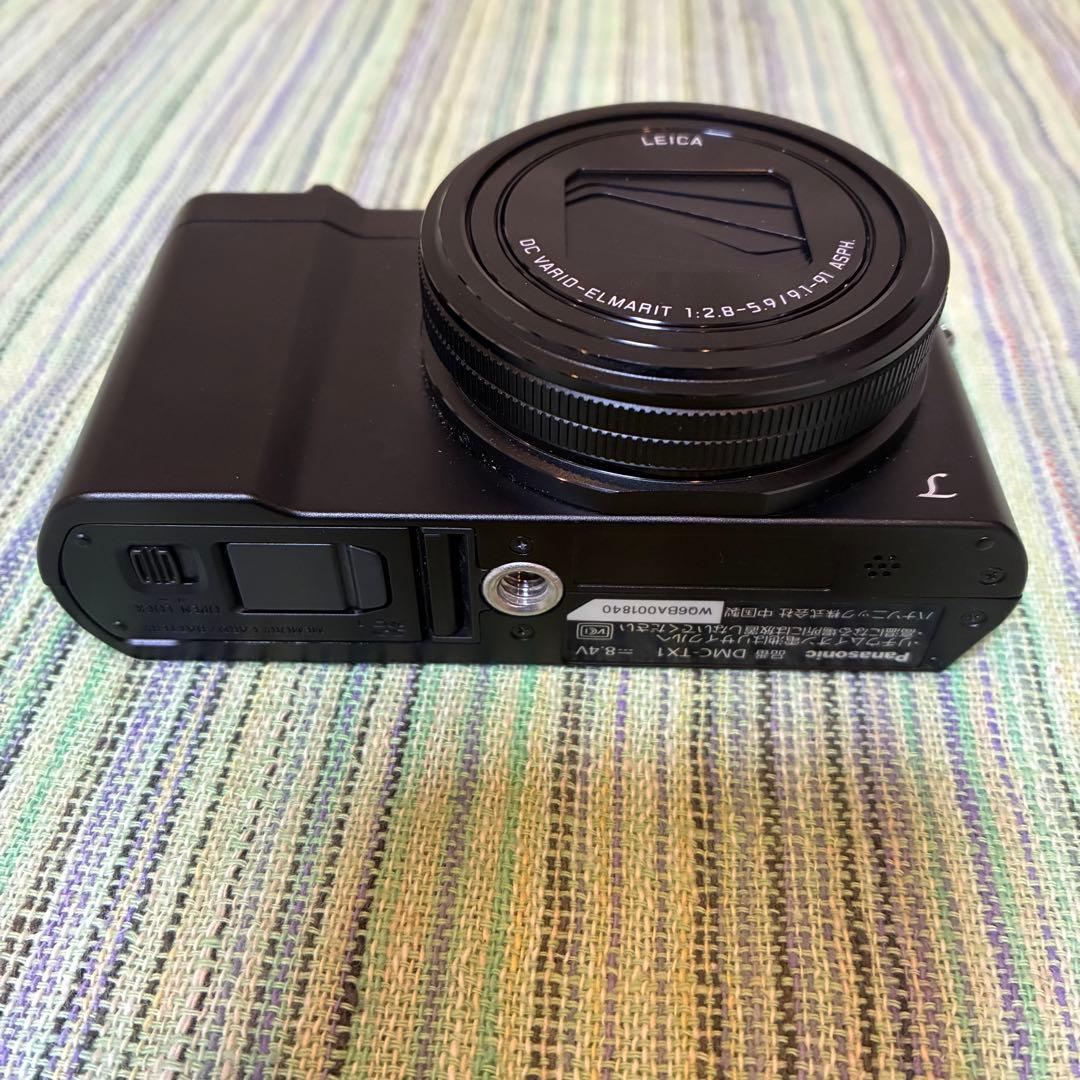 Panasonic DMC-TX1 コンパクトデジタルカメラ　充電器オマケ