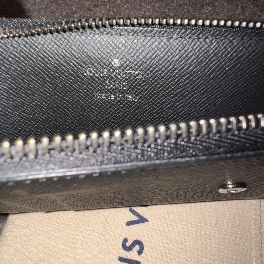 ルイヴィトン モノグラム エクリプス ハイブリッドウォレット 黒