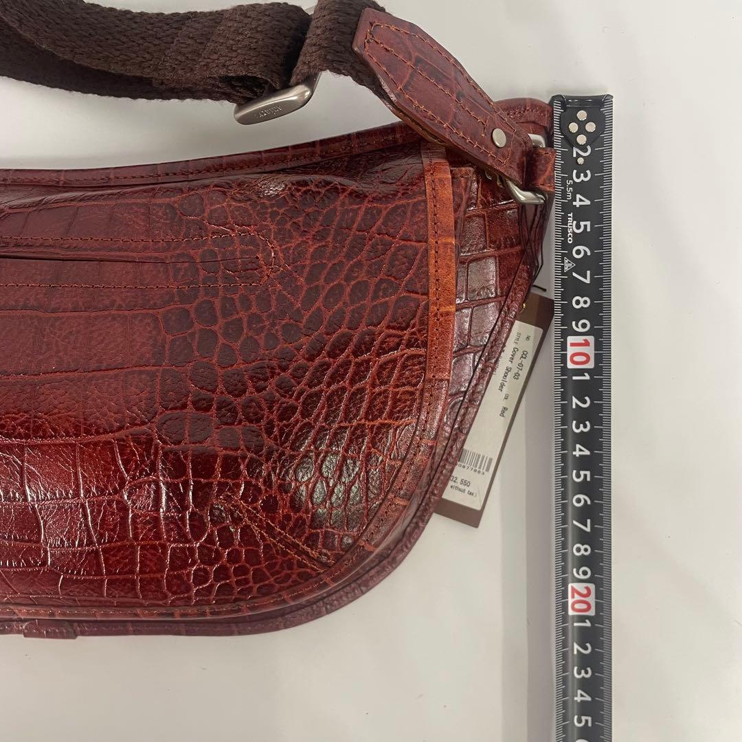 アニアリ フラップ式 アイディアルコンピレーションレザー 牛革 ボディバッグ 赤