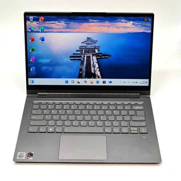 タッチ◎ バッテリ◎ フルHD レノボ i7-10 SSD512GB オフィス