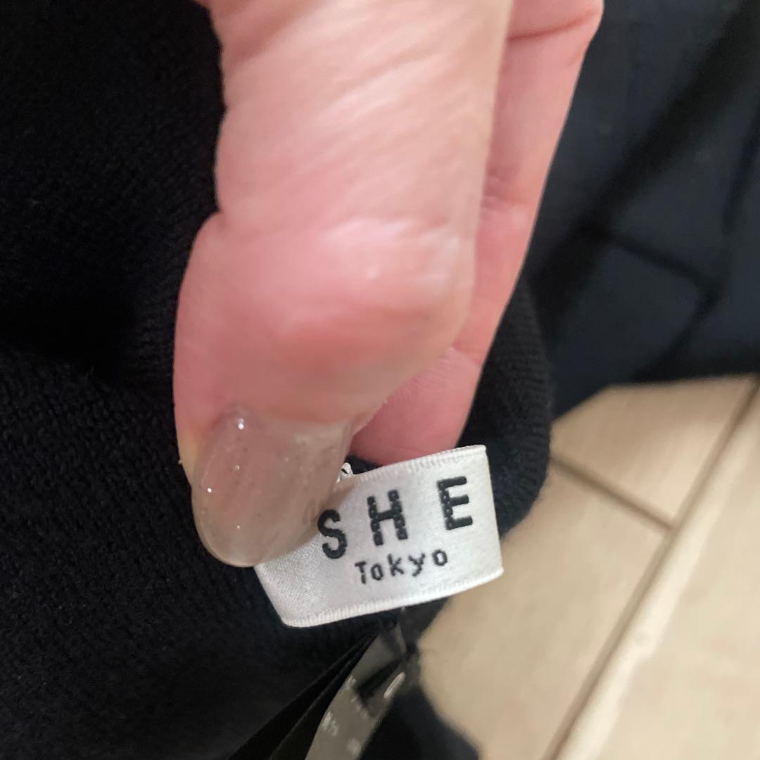 値下げSHE Tokyoウール100% Amelieブラック トップス 0