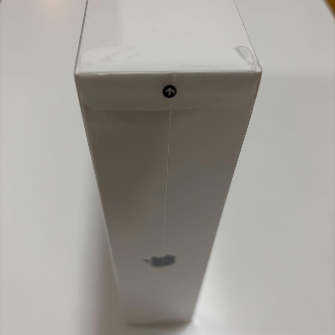 【新品未使用】MacBook Air 13.6-inch Model A2681