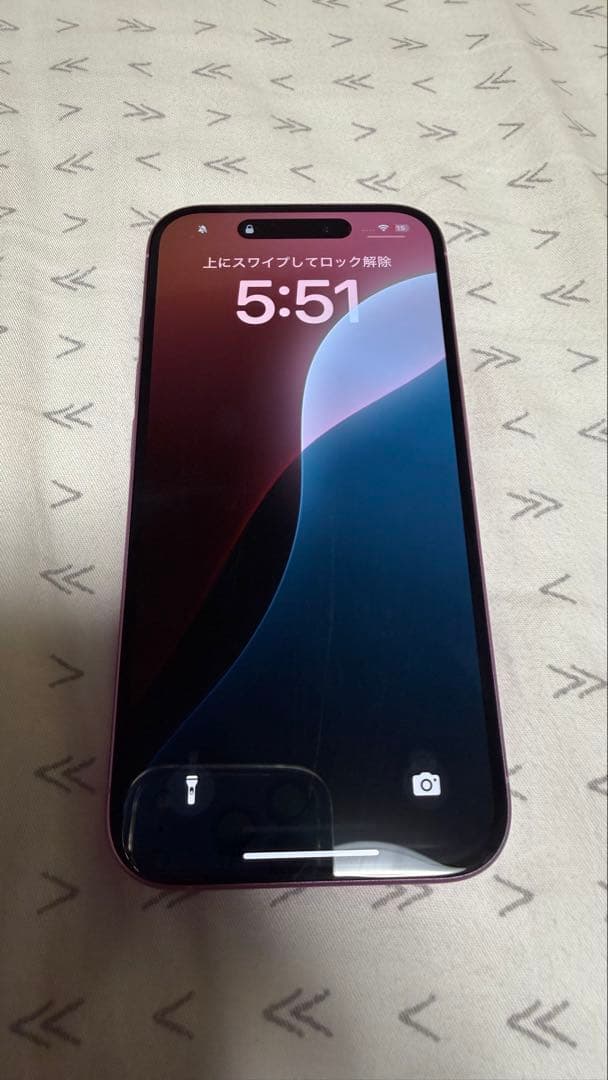 Apple iPhone 16 本体　128GB SIMフリー　充電3回のみ