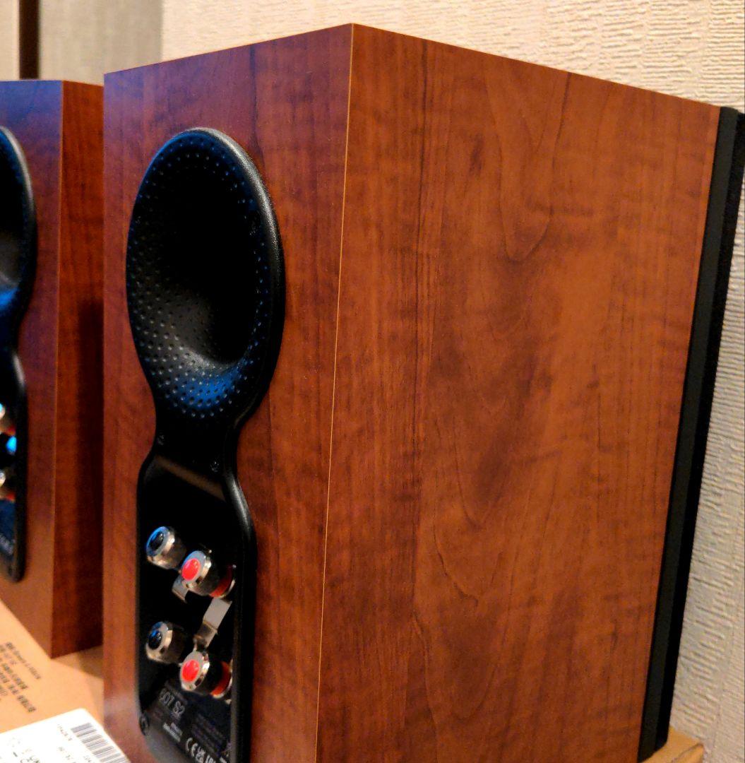 B&W 607 S2 Anniversary Edition　美品・元箱付きです