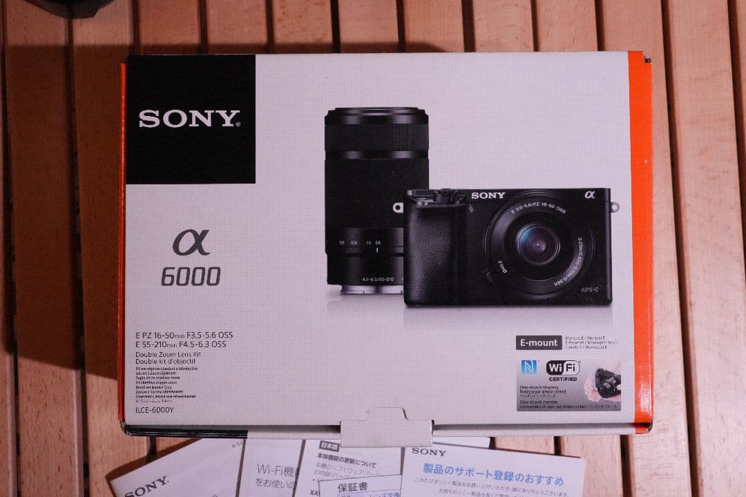【美品】Sony α6000 Wズームレンズキット 予備バッテリ込