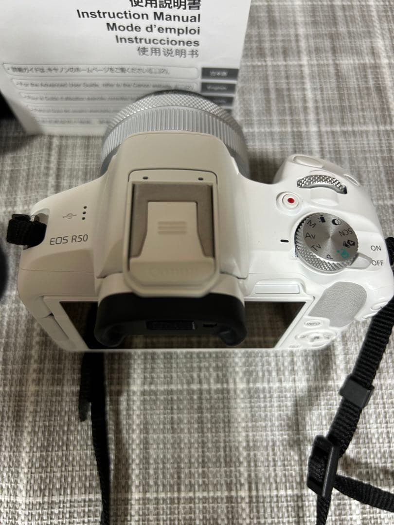 Canon EOS R50 RF-S 18-45mmレンズキット