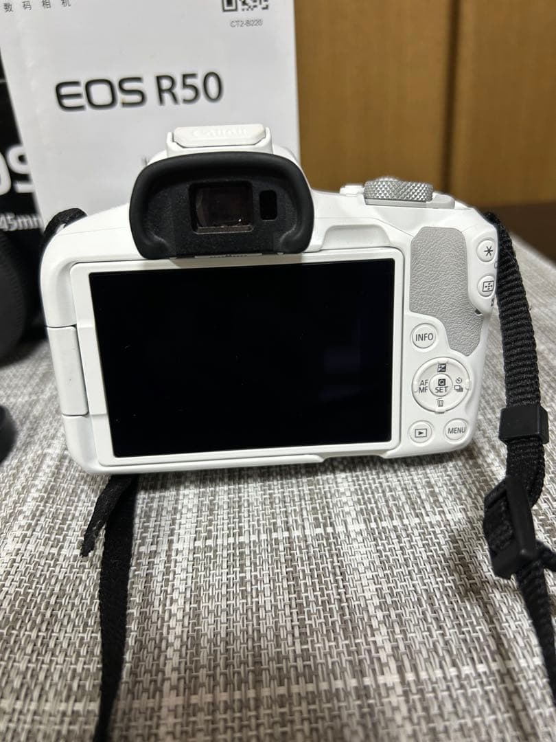 Canon EOS R50 RF-S 18-45mmレンズキット