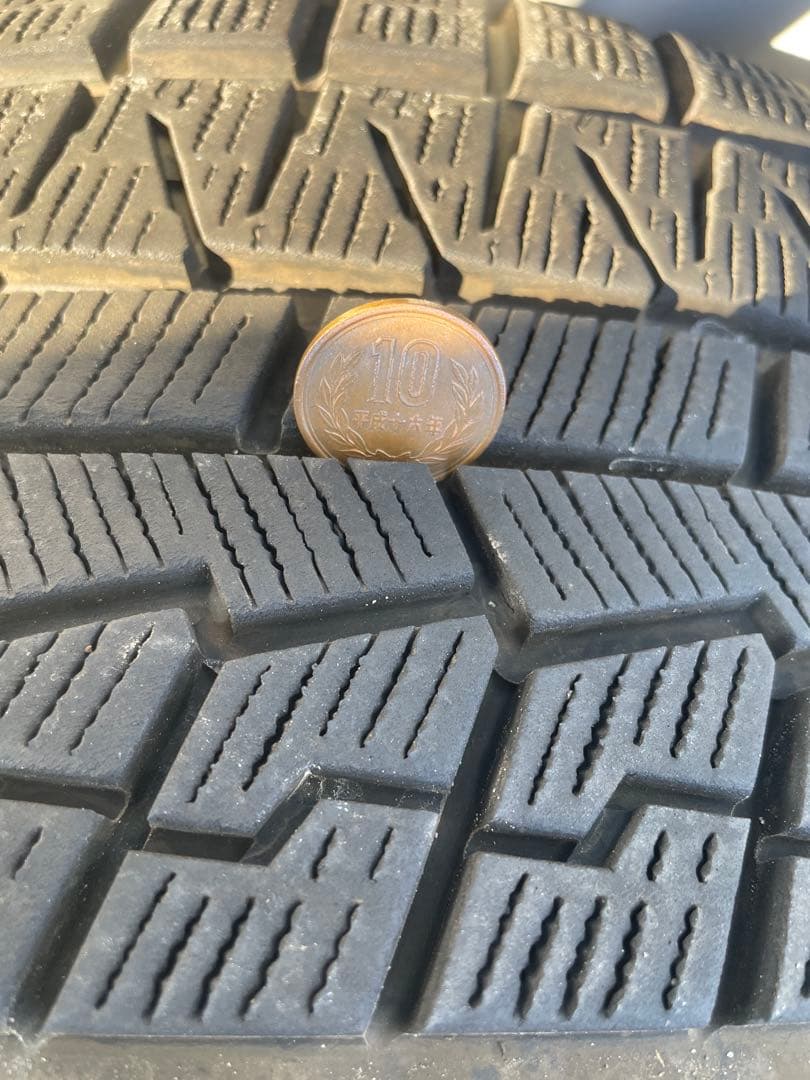 メルセデスベンツ・AMG ・E220d・スタッドレスタイヤ・発送たのメル便にて！