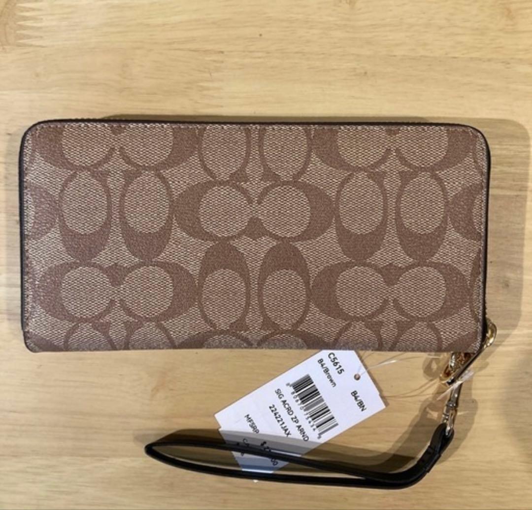 新品未使用　COACH バスキアコラボ　恐竜　長財布　シグネチャー即日発送