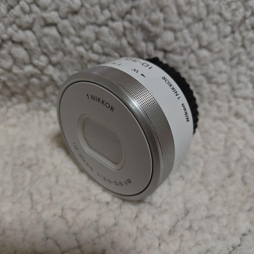 Nikon 1 J4　ダブルズームキット ミラーレスカメラ ホワイト