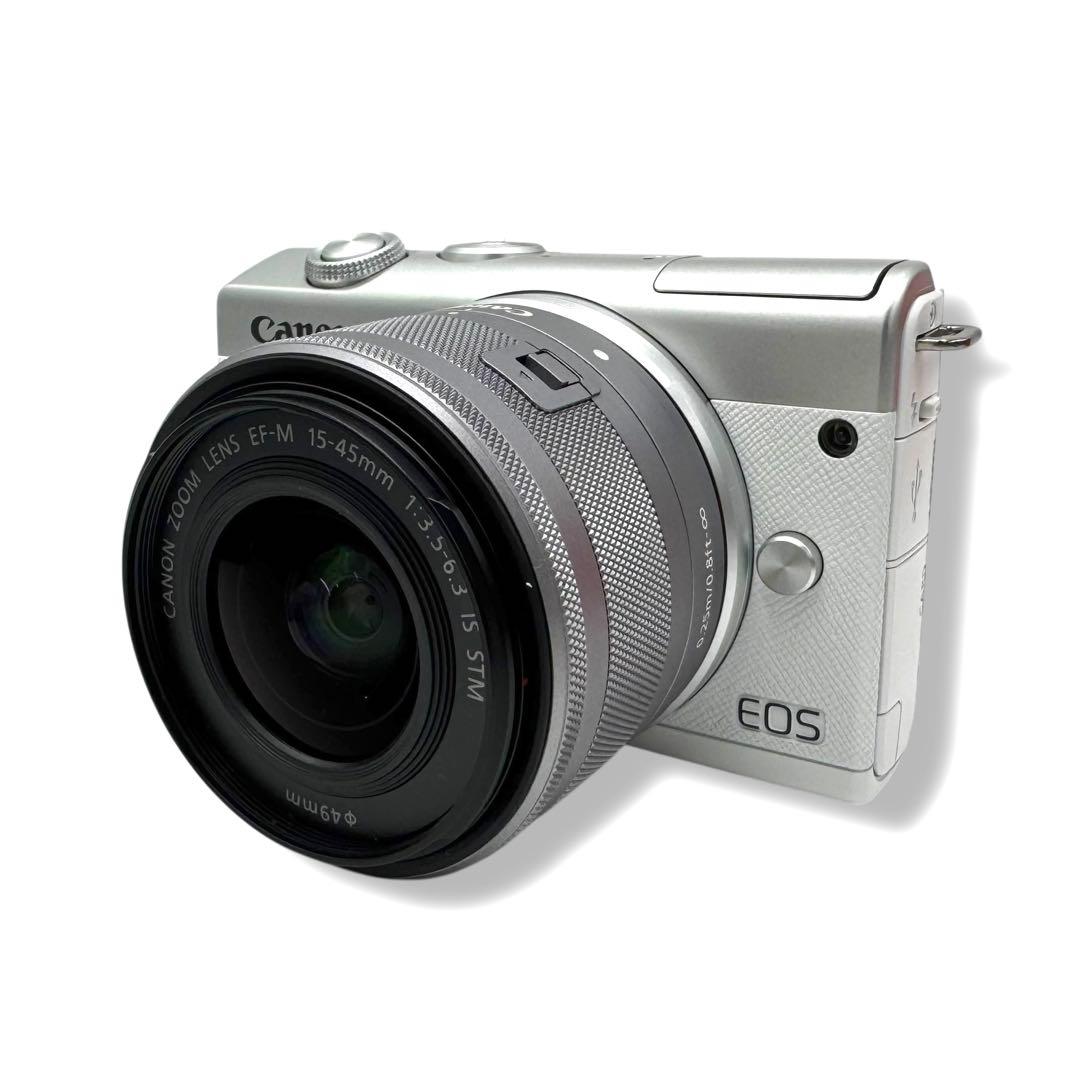 ほぼ未使用 CANON キヤノンEOS M200 レンズキット ホワイト
