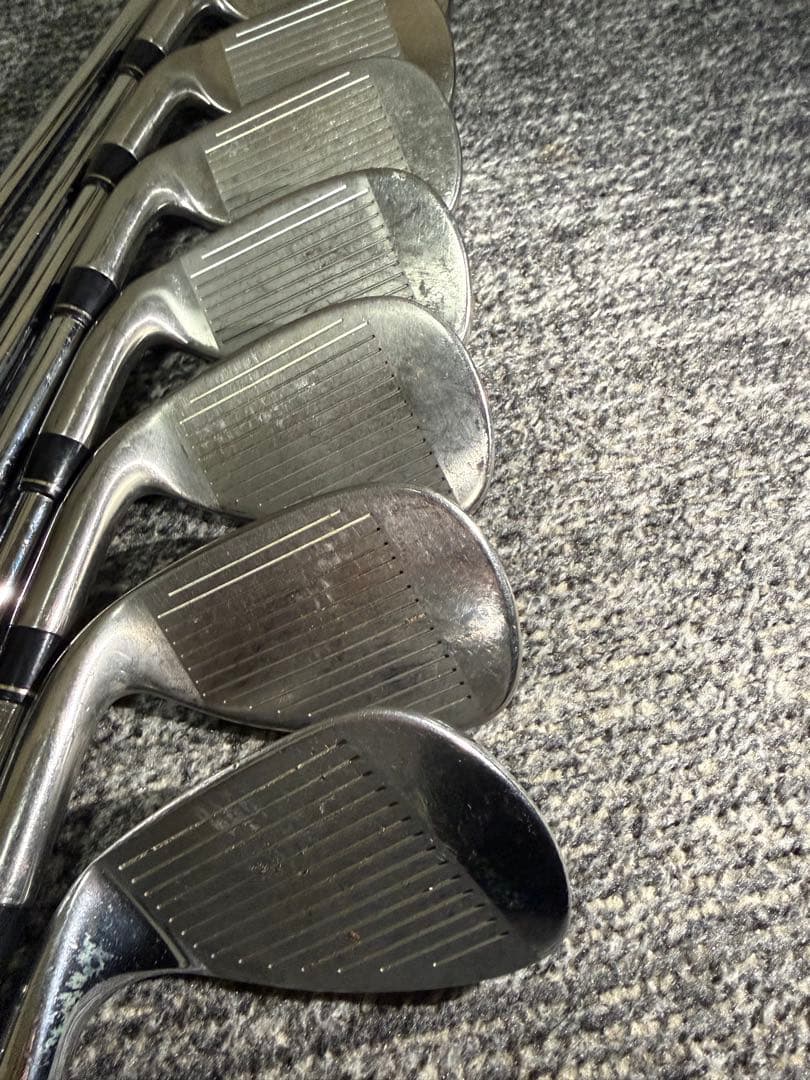 テーラーメイド R7アイアンセット 4〜9.P + ミズノ Sウェッジ 計8本