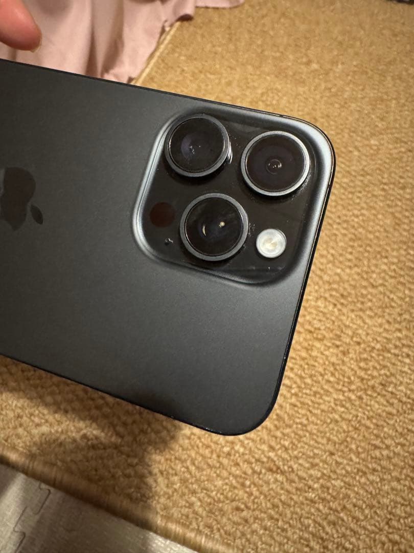 海外版 iPhone 15 Pro Max 512GB，極美品，バッテリー99%