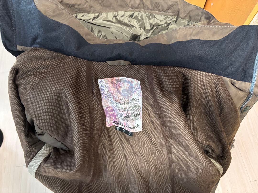 限定価格　キスマーク　スノーボードウェア チェック/ブラック　ゴーグルグローブ付