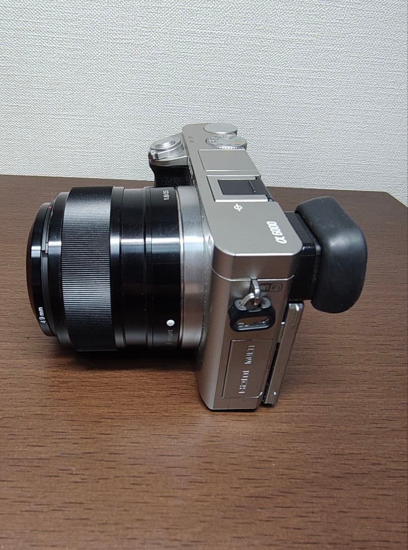 【brown】SONY α6000 ボディ　SEL35F18 レンズ