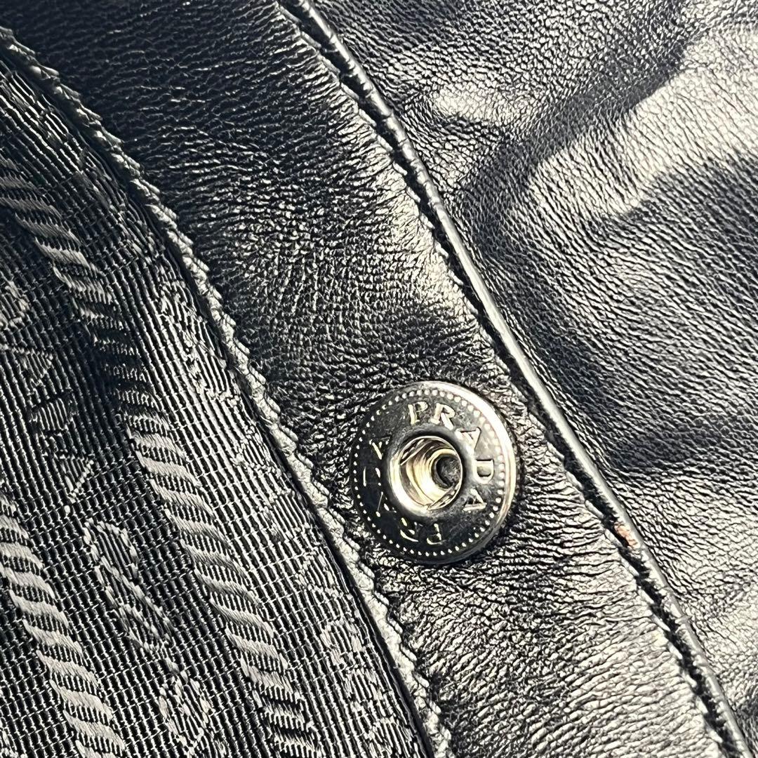 【極美品】PRADA メッセンジャーバッグ　ラムレザー　三角ロゴ　希少アイテム