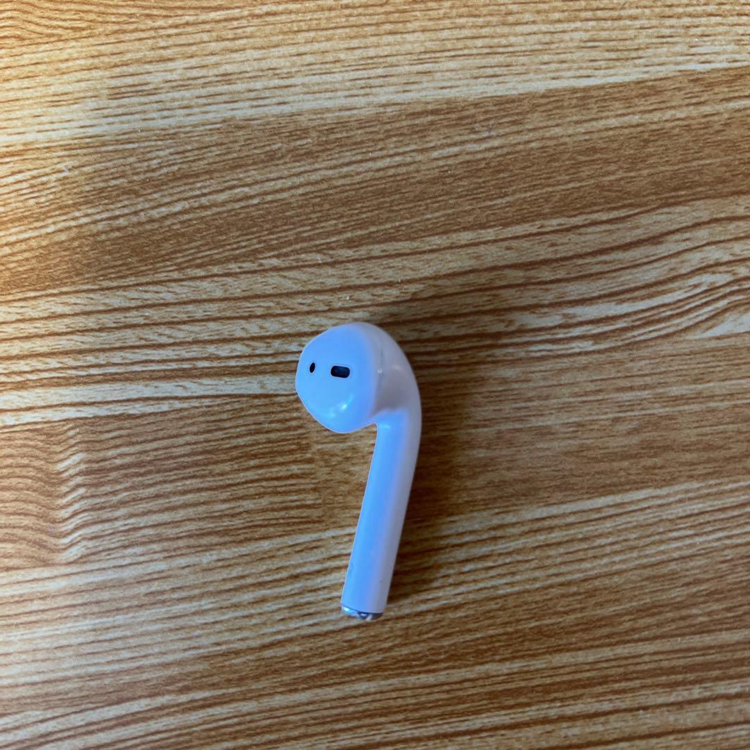 Apple AirPods両耳、ケース、タイプC充電器付き