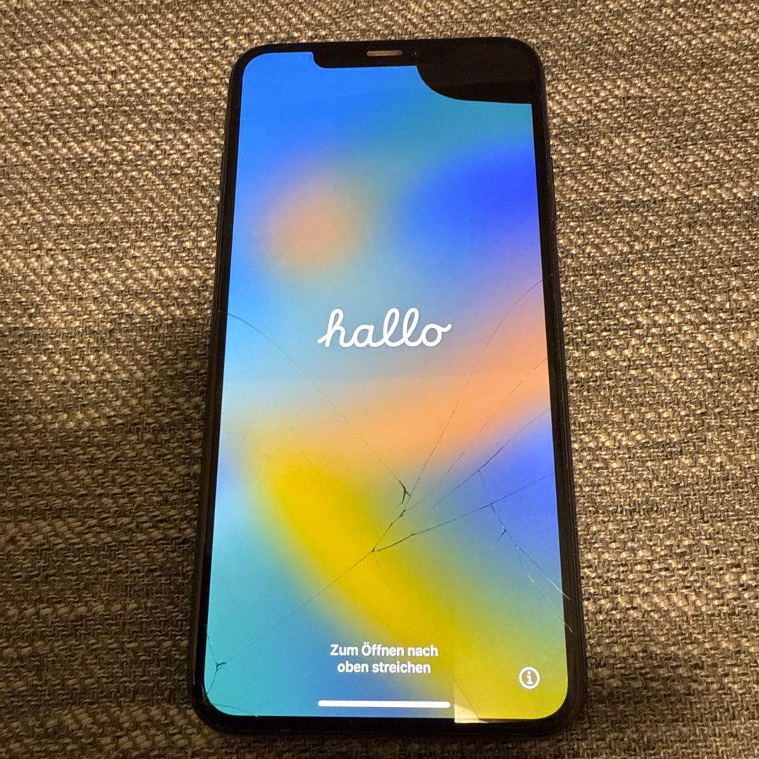 iPhone XS Maxスペースグレー 本体