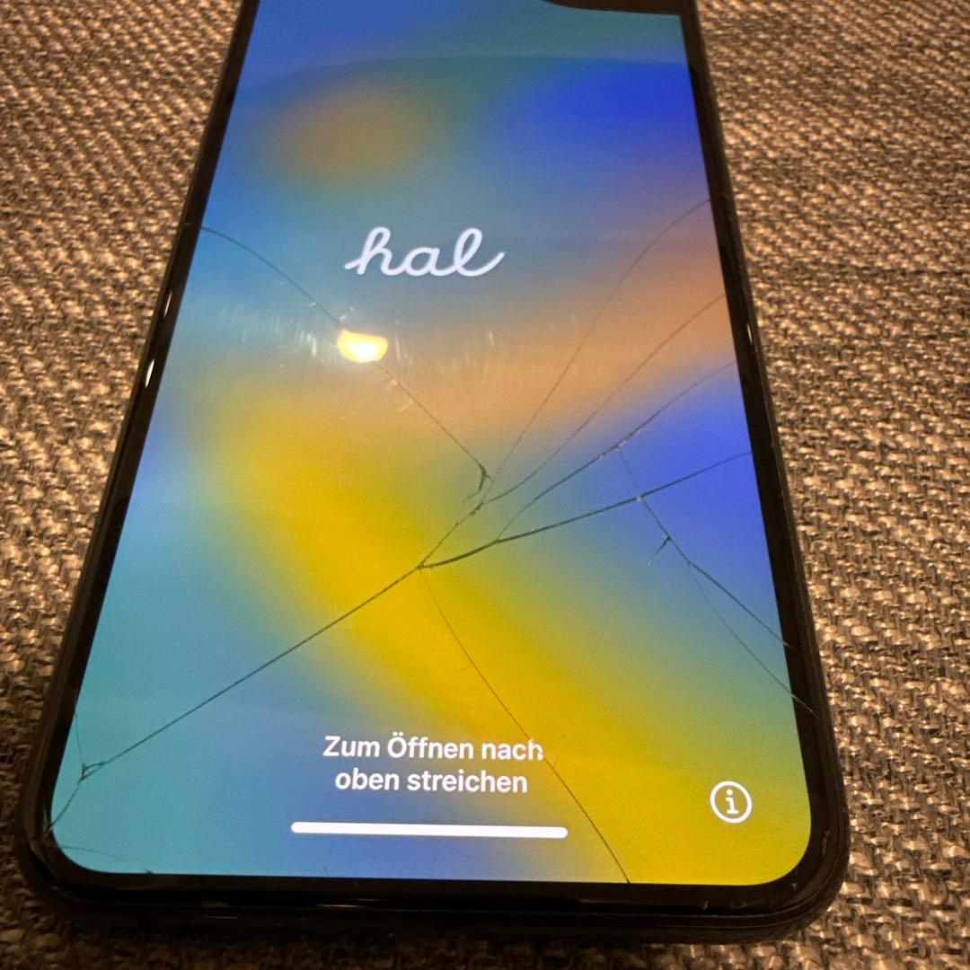 iPhone XS Maxスペースグレー 本体