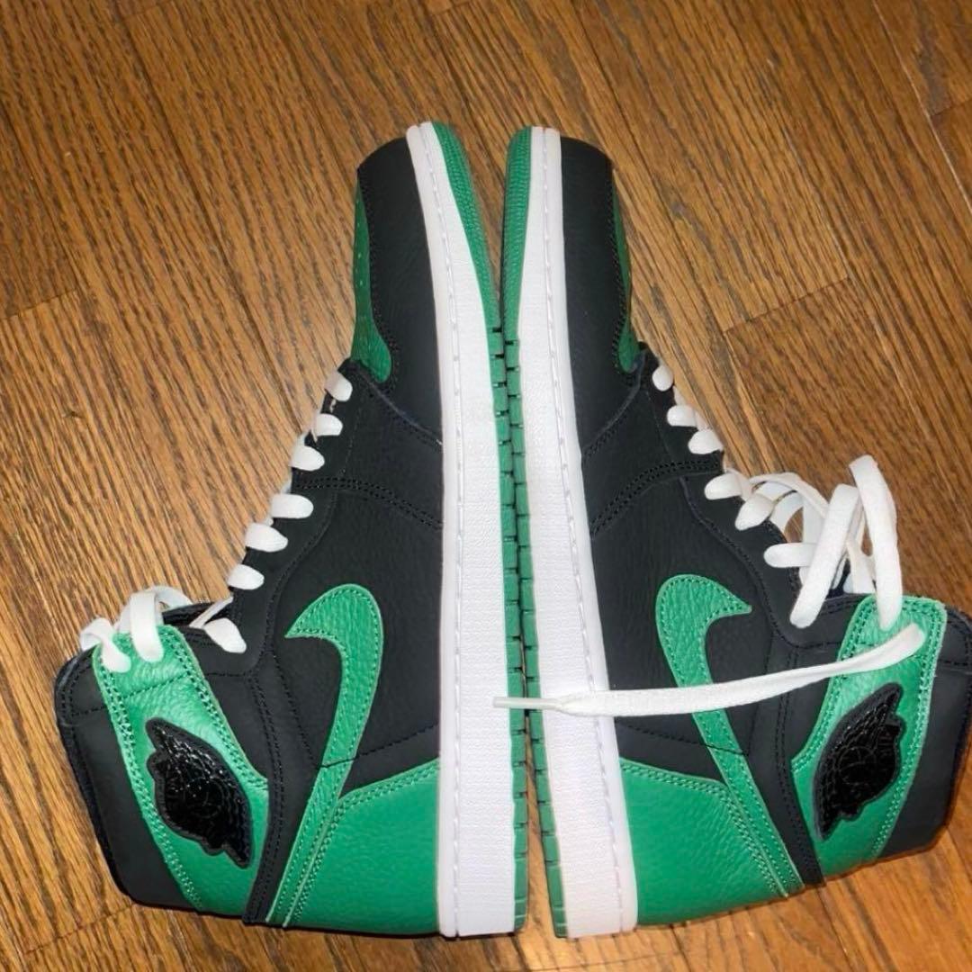 ナイキ NIKE エアジョーダン1 パイングリーン　28.5