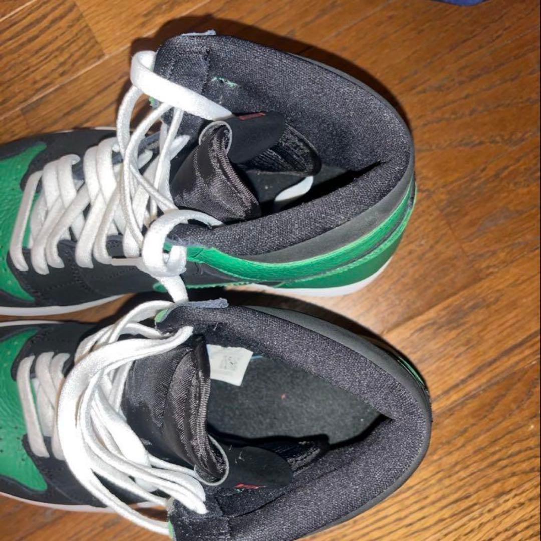 ナイキ NIKE エアジョーダン1 パイングリーン　28.5