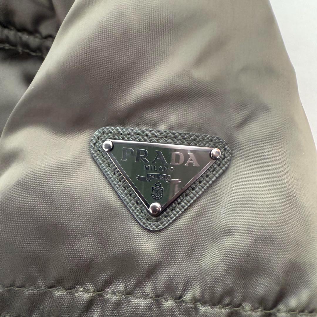 PRADA フォックスファー 3角ロゴプレート フーデットダウンコート 42