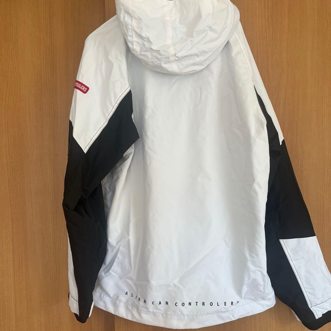 ACC フード付きジャケット 白/黒