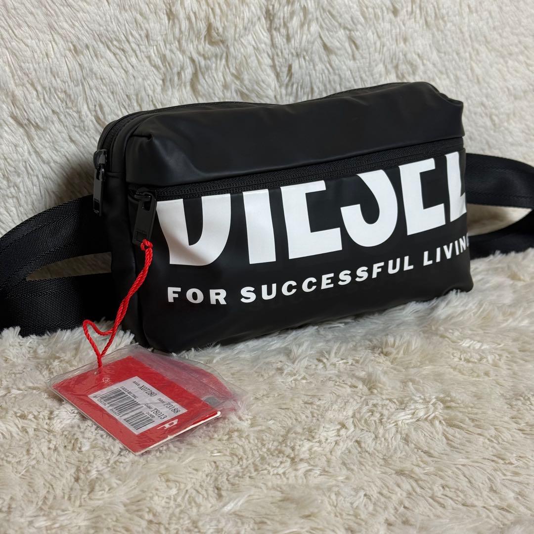 未使用 DIESEL ディーゼル ボディーバック 黒 ブラック