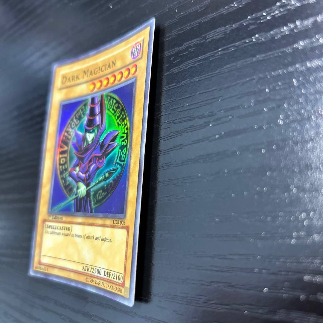 遊戯王カード ブラックマジシャン英語版 1st Edition ウルトラレア