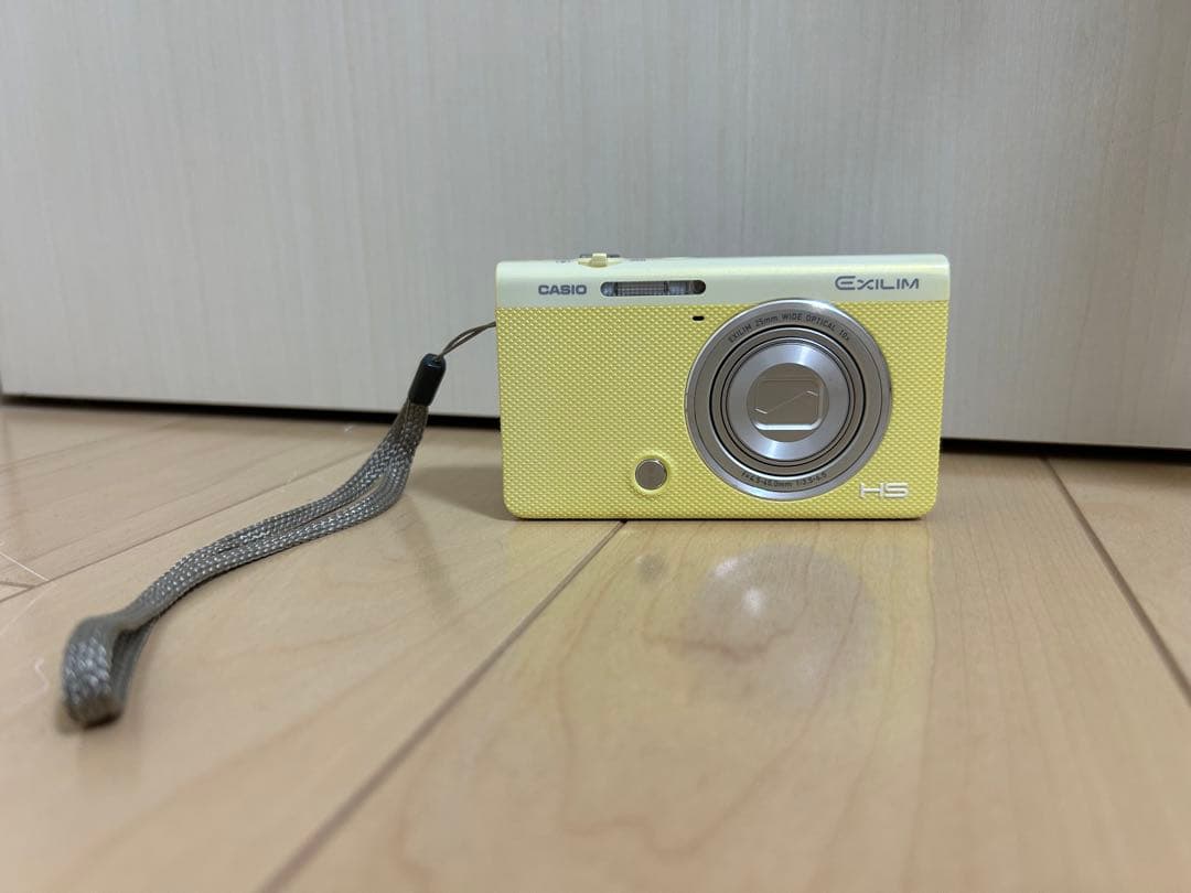 【最安値】CASIO EXlLIM EX ZR70 カシオ