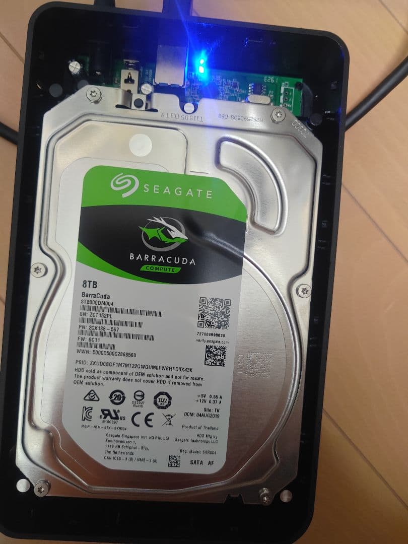 ほぼ新品 0時間 hdd Seagate 8tb