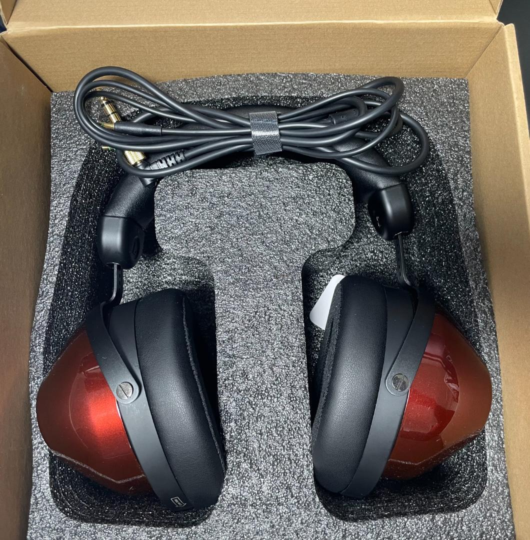 【美品】Hifiman HE-R9 密閉型ヘッドホン（有線）