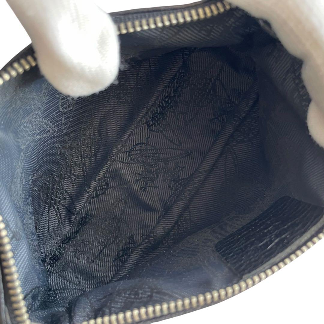 美品 ヴィヴィアンウエストウッド レザー ポーチ オーブ 廃盤モデル