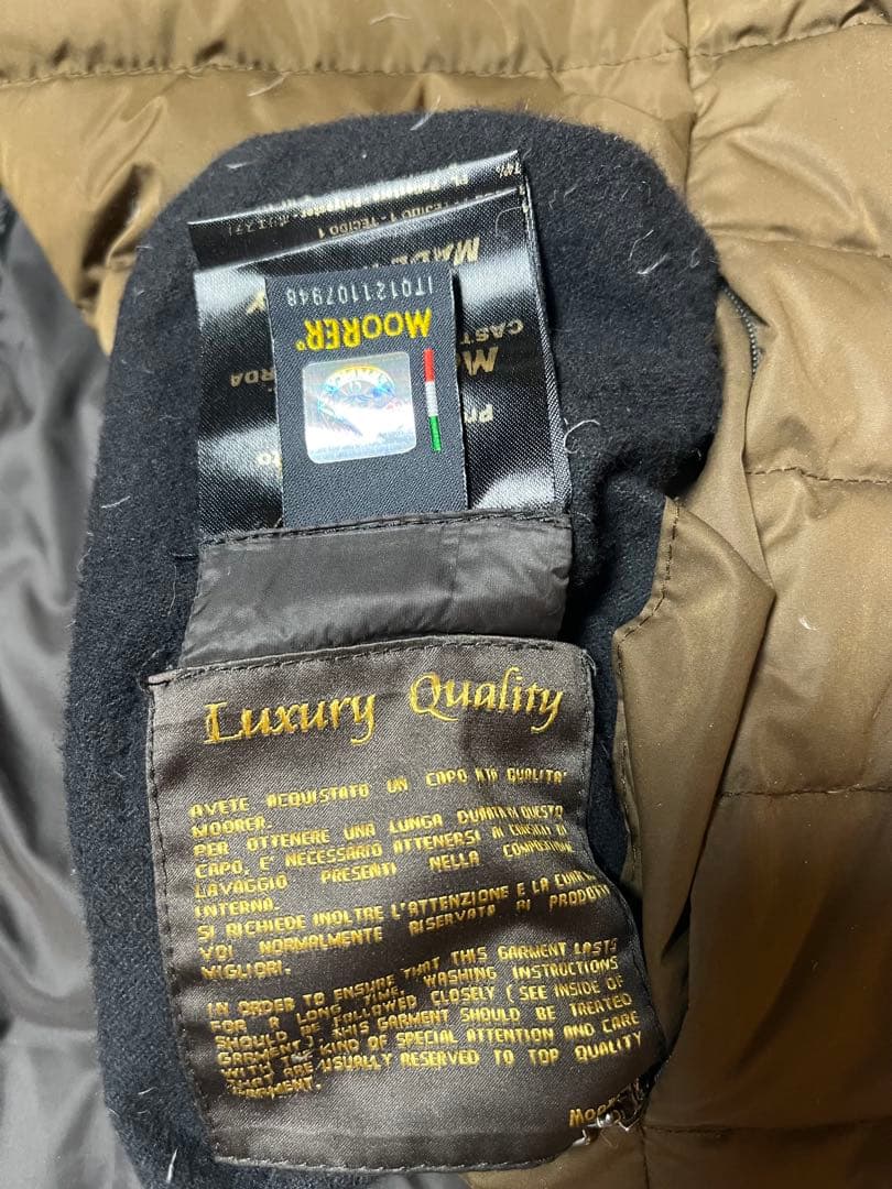 MOORERリバーシブルダウンジャケット