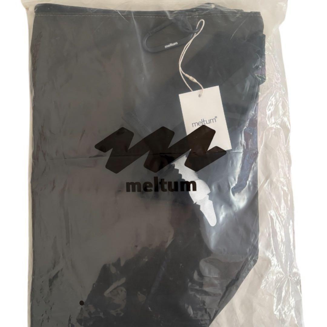 【最終価格・未使用品】meltum メッセンジャーバック（KHAKI GREY）