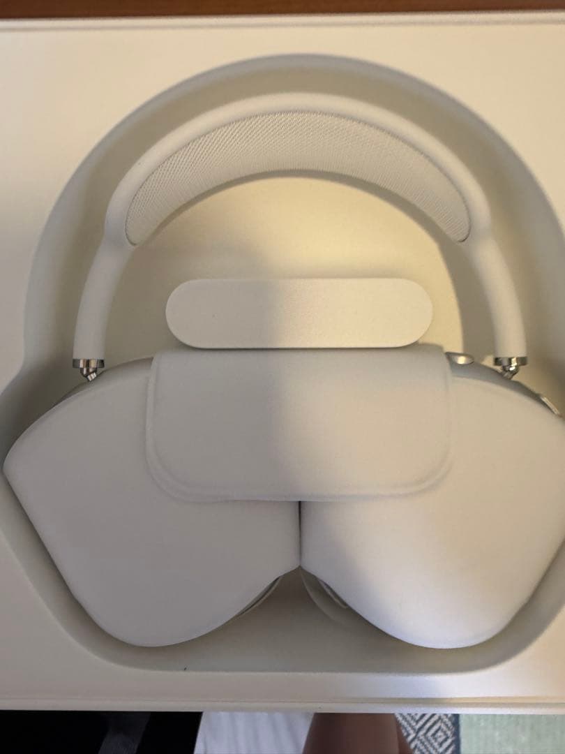 【超美品】Air pods max 第一世代　シルバー