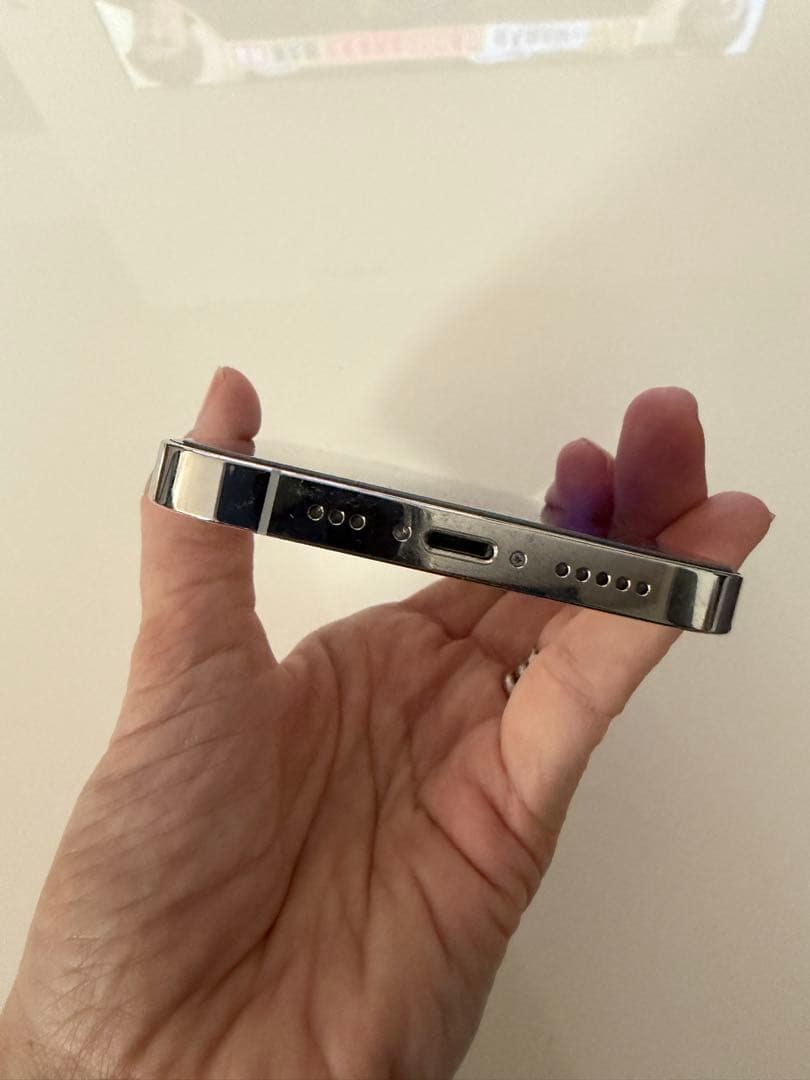 スマートフォン本体 iPhone12pro256GB