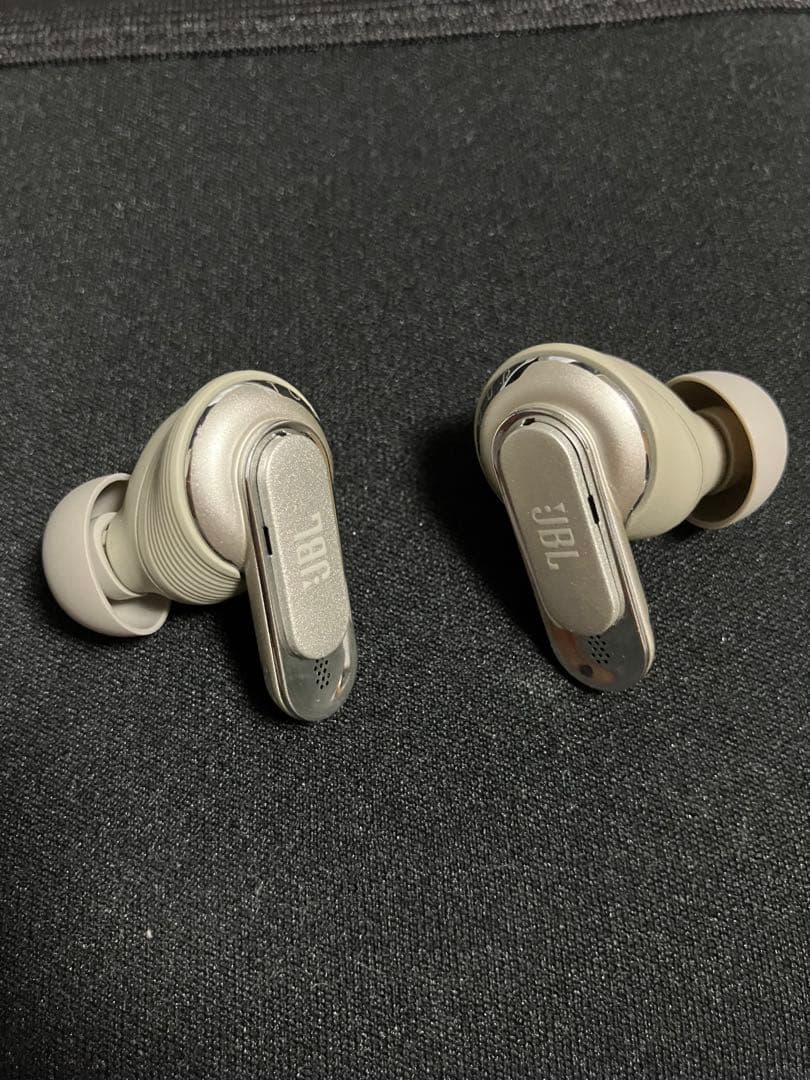 美品　JBL TOUR PRO 2 ワイヤレスイヤホン