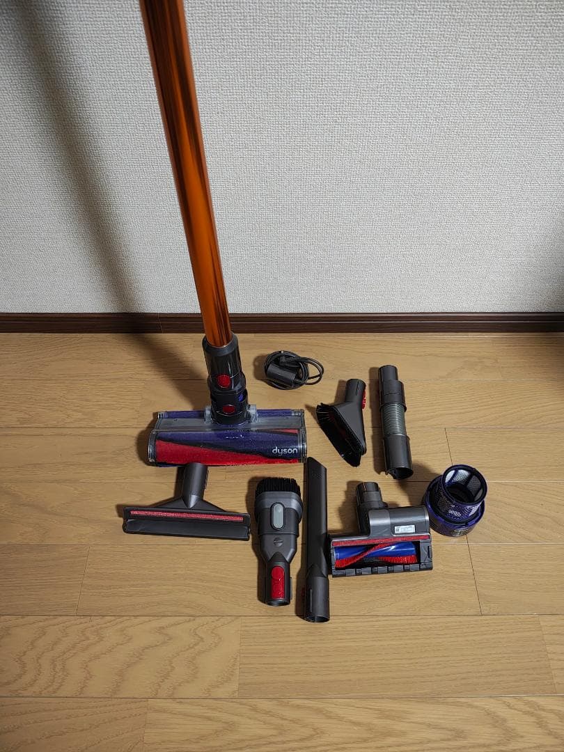 ダイソン★コードレス掃除機★V10★ＳV12★バッテリーの状態良好★4