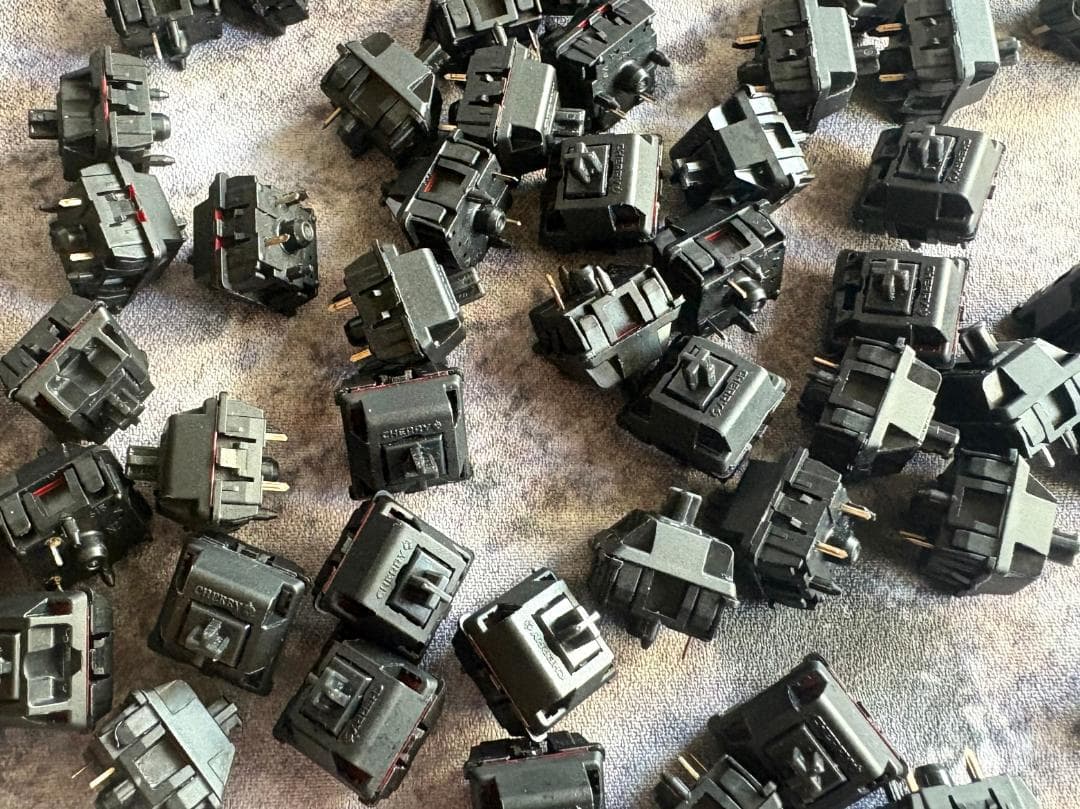 ルブ済 Cherry MX Black ダイアモンドポリッシュ ブラック 70