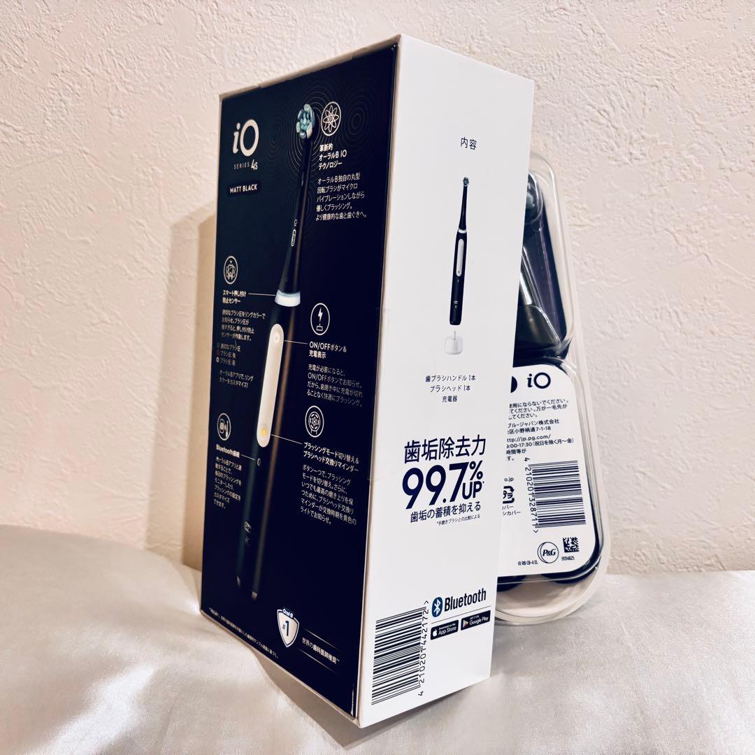 【新品】Oral-B iO 4s ブラック 替えブラシ4本付き 電動歯ブラシ