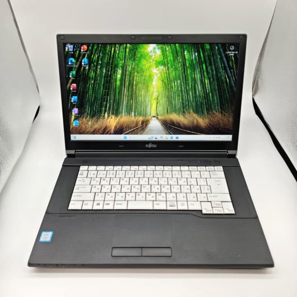 バッテリ◎ フルHD 15 富士通 i7-7600U SSD256GB オフィス