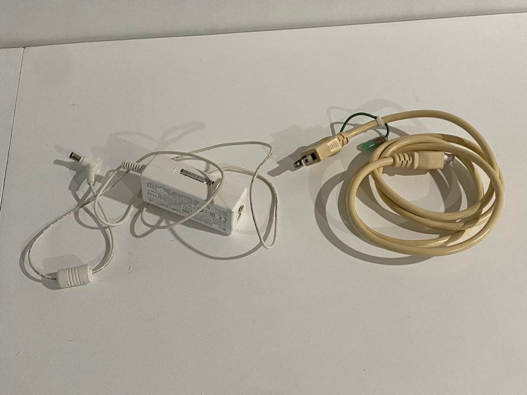 LG ディスプレイ　24MP88HV-S　24インチ