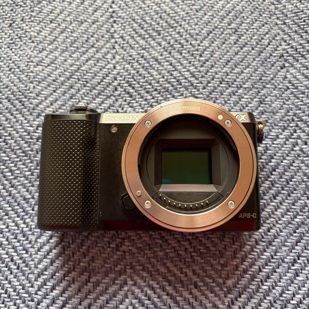 SONY a5000 ボディのみ