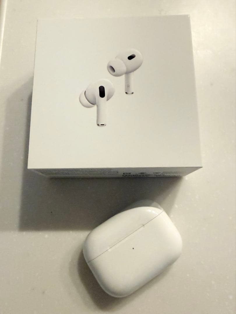 Apple AirPods Pro 第2世代本体(付属品完備)