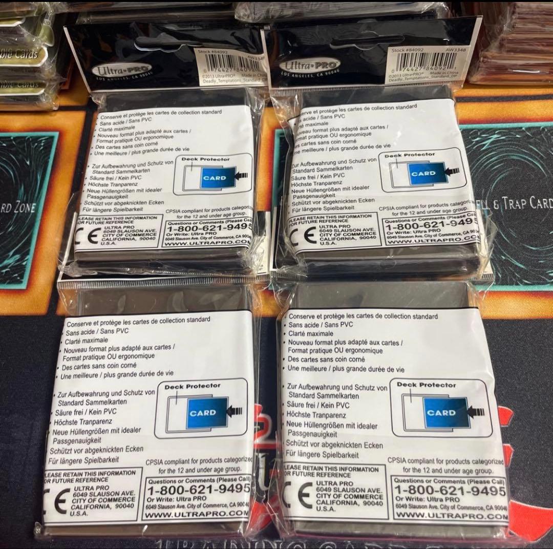 デッキプロテクター アーティストシリーズ 4個