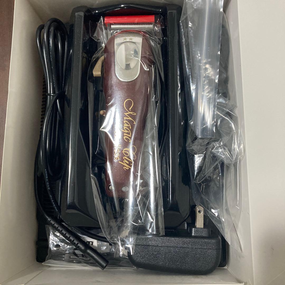 wahlバリカン　新品未使用　コードレスバリカン　マジッククリップ　赤　レッド